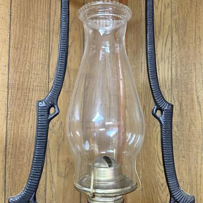 LOT 148B: Collection of Vintage Oil Lamps