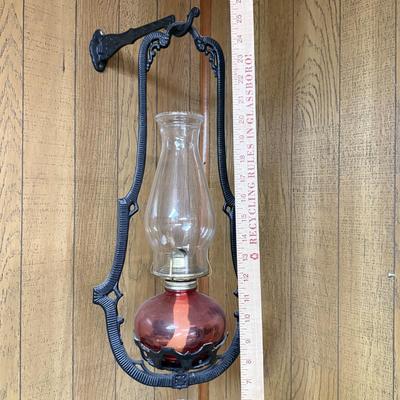 LOT 148B: Collection of Vintage Oil Lamps