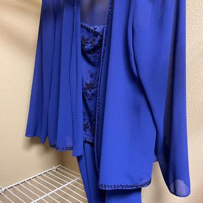 Top row of ladies tops