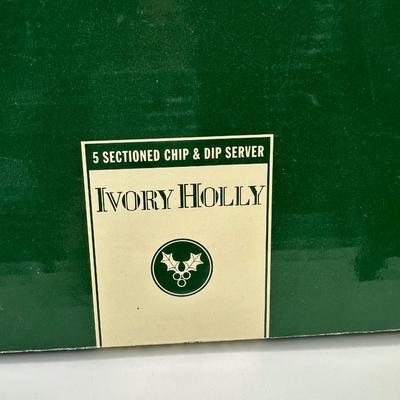 The Cellar's "Ivory Holly“ Server-ware