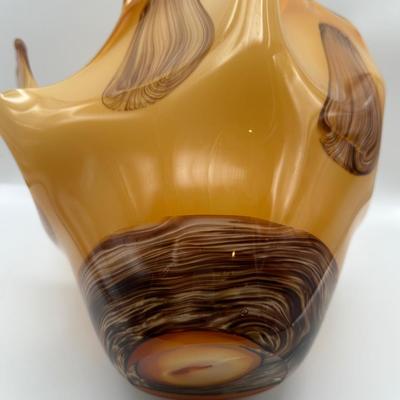 Art Glass Ruffled Edge Bowl