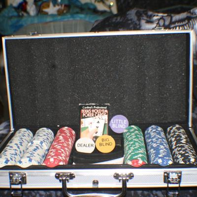 Poker Set in Silver Case
