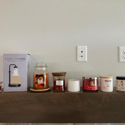 COLLECTION OF CANDLES