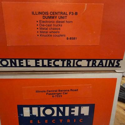 Illinois Central F3 A-B-A Set w/7 Passenger Cars & Boxes (T2-JS)