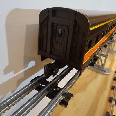 Illinois Central F3 A-B-A Set w/7 Passenger Cars & Boxes (T2-JS)