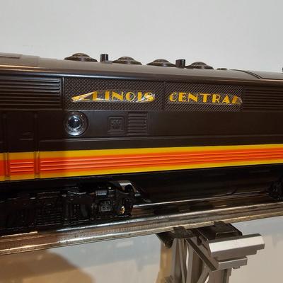 Illinois Central F3 A-B-A Set w/7 Passenger Cars & Boxes (T2-JS)