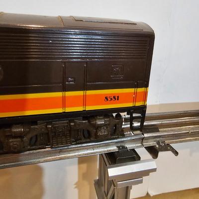 Illinois Central F3 A-B-A Set w/7 Passenger Cars & Boxes (T2-JS)