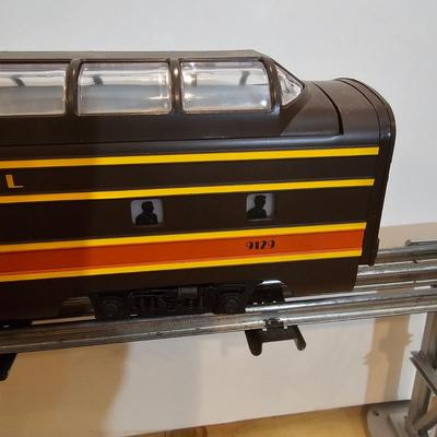 Illinois Central F3 A-B-A Set w/7 Passenger Cars & Boxes (T2-JS)