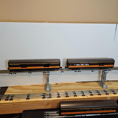 Illinois Central F3 A-B-A Set w/7 Passenger Cars & Boxes (T2-JS)