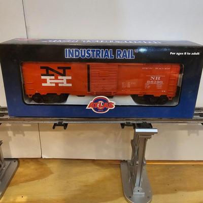 New Haven EP5 Electric Engine and Six Boxcars (T2-JS)