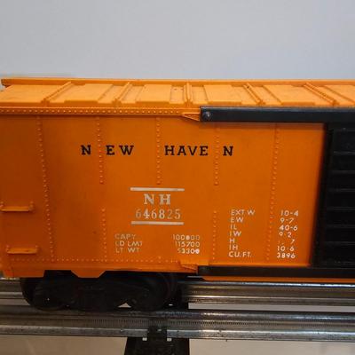 New Haven EP5 Electric Engine and Six Boxcars (T2-JS)