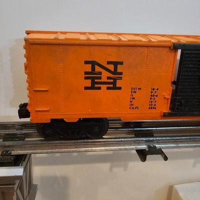 New Haven EP5 Electric Engine and Six Boxcars (T2-JS)