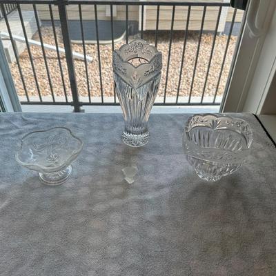 VASE AND SERVING PIECES