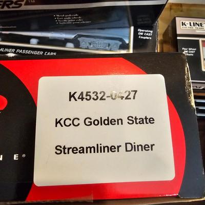 Golden State Streamline Passenger Cars & Boxes (T2-JS)