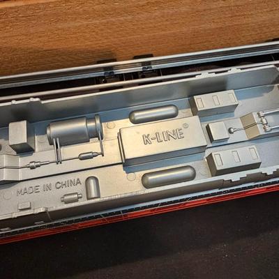 Golden State Streamline Passenger Cars & Boxes (T2-JS)