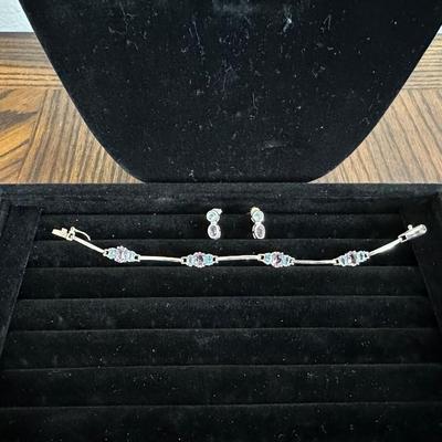 GORGEOUS 925 STAMPED MATCHING NECKLACE, EARRINGS AND BRACELET