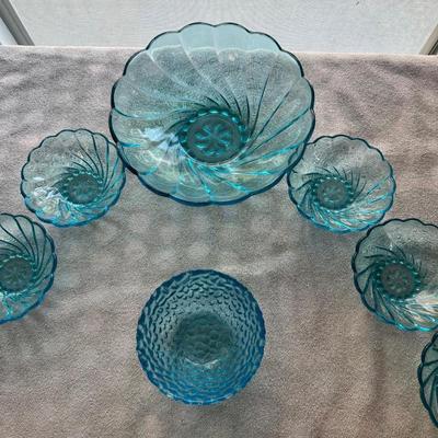 BERRY BOWL SET