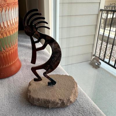 SOUTHWEST VASE, KOKOPELI AND FLUTE CDs