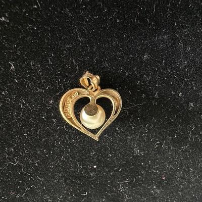 PRETTY HEART PENDANT STAMPED K10