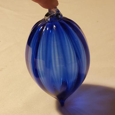 Hand-blown Glass Vase , Ornaments and Amber Colored Candlesticks (LR-KD)