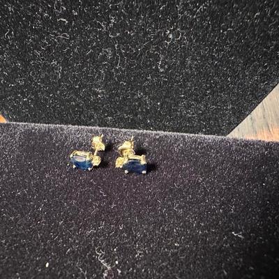 BEAUTIFUL 14K MATCHING NECKLACE AND EARRINGS WITH BLUE STONES