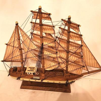 Lot #9 Model Ship "Gorch Fock" on base