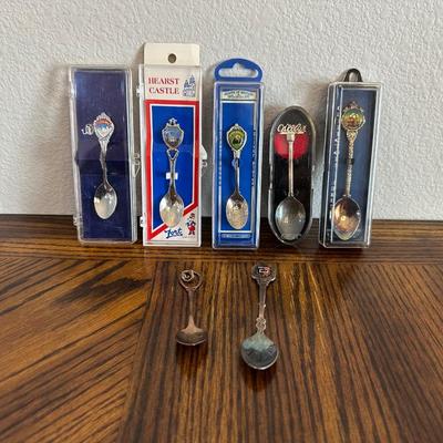 SOUVENIR SPOON COLLECTION