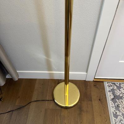 FLOOR LAMP WITH WASTE BASKET