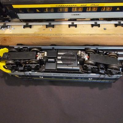 Chesapeake & Ohio A-B-A F7A Set & Five Coaches + Boxes (T1-JS)