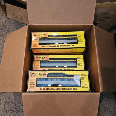 Chesapeake & Ohio A-B-A F7A Set & Five Coaches + Boxes (T1-JS)
