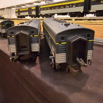 Chesapeake & Ohio A-B-A F7A Set & Five Coaches + Boxes (T1-JS)