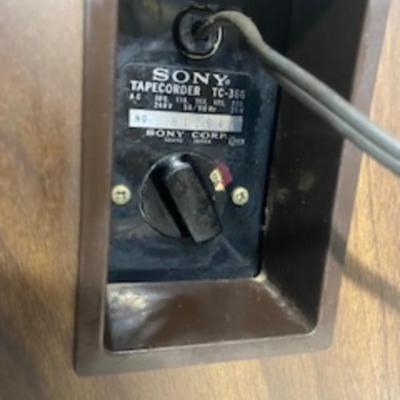 Sony Reel to Reel Player TC-366 Powers On