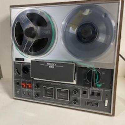 Sony Reel to Reel Player TC-366 Powers On