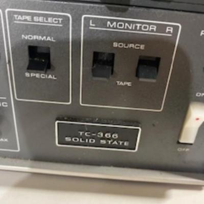 Sony Reel to Reel Player TC-366 Powers On