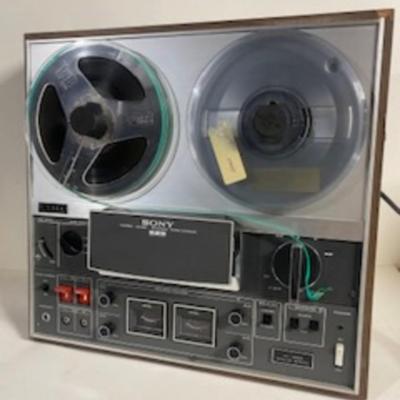 Sony Reel to Reel Player TC-366 Powers On