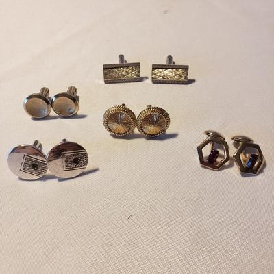 Benrus Eagle Pocket Watch, Cufflinks and Tie Pins (LR-KD)