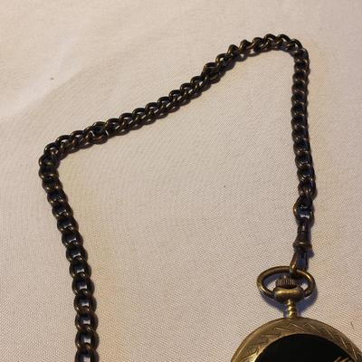 Benrus Eagle Pocket Watch, Cufflinks and Tie Pins (LR-KD)