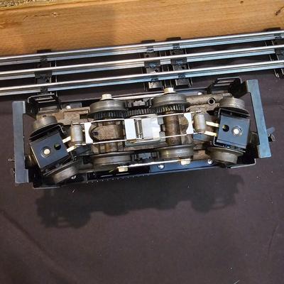 Lionel Steel 2-4-2 Switcher & Ore Cars (T2-JS)