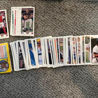Mixed Lot of Vintage Sports Trading Cards – Baseball, Basketball & Football
