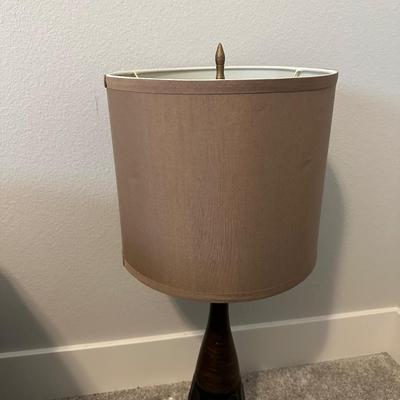STORAGE OTTOMAN AND LAMP