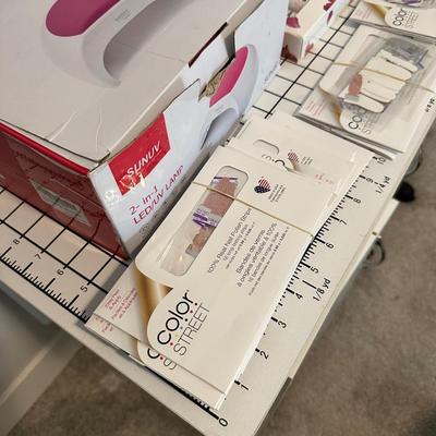 NAIL UV LAMP WITH POLISH
