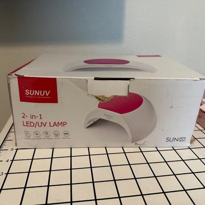NAIL UV LAMP WITH POLISH