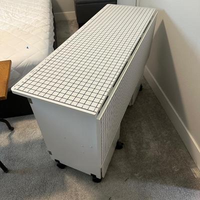 SEWING/CUTTING TABLE WITH CHAIR AND LAMP