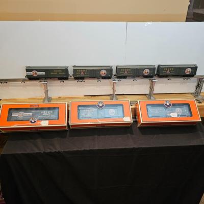 Seven Hood's Dairy Milk Box Cars w/Boxes (T2-JS)