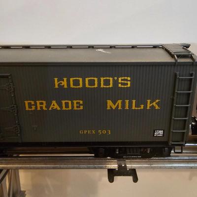 Seven Hood's Dairy Milk Box Cars w/Boxes (T2-JS)