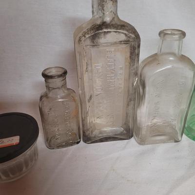 Vintage Mason Jars, Apothecary & Soda Bottles Plus More (W-EL)