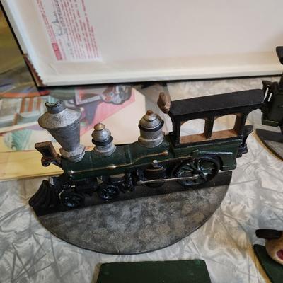 3 set of Cast Metal Bookends Dog Train Car Department 56