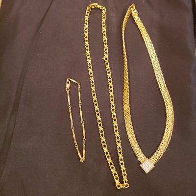 Necklaces, Earrings, Cameo Brooch & More (K-KD)