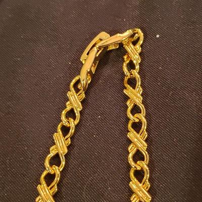 Necklaces, Earrings, Cameo Brooch & More (K-KD)
