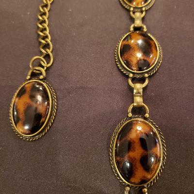 Necklaces, Earrings, Cameo Brooch & More (K-KD)
